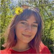 English teacher with 1 year of experience teaching children and young adults aged 6-20 years, online and in person.