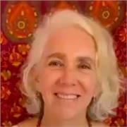 Maestra de Inglés con experiencia en línea para niños y adultos