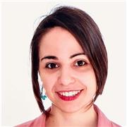 Sono qui a per te. pronta per aiutarti. Contattami quando vuoi.