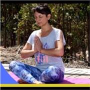 Intructora de Hatha Yoga y practitioner en PNL