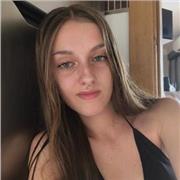 Hola! Soy Ariadna, estudiante de Grado Superior de Comercio Internacional, me gustaría impartir clases de primaria