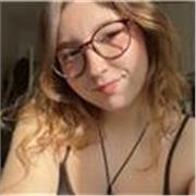 Soy estudiante de Ciencias de la Antigüedad con conocimientos suficientes para explicar griego del nivel de bachillerato.