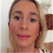 Doy clases de química , matemáticas y lengua