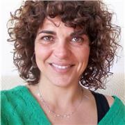 Profesora titulada de francés e inglés con 15 años de experiencia