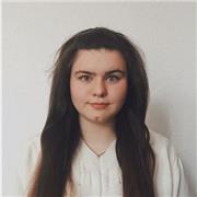 Estudiante de Traducción e Intepretación inglés-español-alemán en la Universidad Autónoma de Barcelona (UAB).
Soy una chica responsable, que se adapta bien al entorno y siempre con ganas de ayudar a los demás. Estoy buscando un trabajo para verano para po