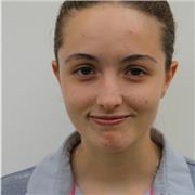 Estudiante de bioquímica con experiencia en refuerzo educativo a estudiantes de ESO y Bachillerato. Con un nivel C1 de Inglés