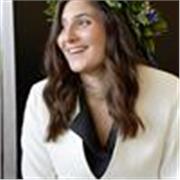 Laureanda in scienze politiche e relazioni internazionali impartisce lezioni di francese