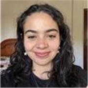 Estudiante de Lenguas Modernas, nivel de ingles C2. Le impartiría a niños (8-10años)