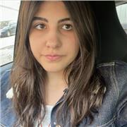 Estudiante de Lenguas extranjeras con certificado C2 de Cambridge. Ofrezco clases adaptadas a tu nivel y necesidades