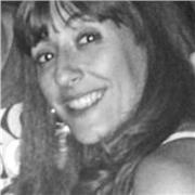 Tutora de español para niños y adultos. Licenciada en Derecho.