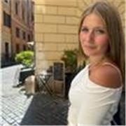 LK Schülerin gibt Nachhilfe in Deutsch, Englisch, Erdkunde