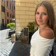 LK Schülerin gibt Nachhilfe in Deutsch, Englisch, Erdkunde