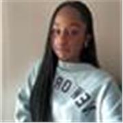 Exigente, clara y empatica. Mis clases son fáciles de entender y cómodas. Están dirigidas a alumnos desde primaria a bachillerato.