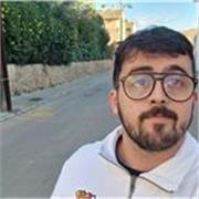 Profesor de Historia, graduado y con Máster en Educación Secundaria, ofrece clases particulares para todos los niveles