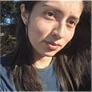 Estudiante universitaria, y puedo enseñar Español a la perfección