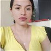 profesora de Matemáticas que imparte clases a niños de todas las edades