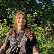 Hi! Deutschlehrerin bietet Nachhilfe für alle Klassenstufen inkl. Prüfungsvorbereitung und Korrekturhilfen im Universitätskontext