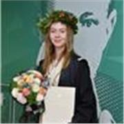 Laureata con lode in Filologia moderna con livello C2 di inglese offre aiuto compiti e ripetizioni in materie umanistiche