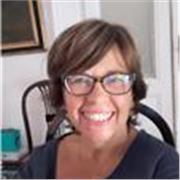 Docente di scuola di secondo grado con esperienza pluriennale, appassionata della materia, impartisce lezioni utilizzando diverse strategie, brain storming, problem solving, ecc