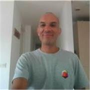 Entrenador especializado en dar seguridad y asistencia en la practica de trapezio ballant clases personalizadas