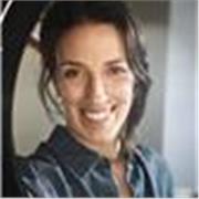 Prof de Marketing Digitale, Social Media Management et Community Management, spécialisée image de marque