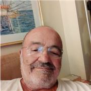 Docente con 50 anni di esperienza nell'insegnamento della lingua italiana per stranieri e dell'inglese come seconda lingua impartisce lezioni on line e in presenza