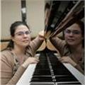 Profesora de piano y lenguaje musical. preparación exámenes de abrsm y trinity