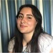 Profesora de inglés imparte clases virtuales a niños, adolescentes y adultos