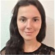 Professeure de FLE offre des cours de FLE pour adultes en présentiel et en ligne. Diplômée de la Sorbonne et avec 3 ans d'expérience en France et à l'international