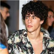 My lessons are aimed to people of all age who want to learn Italian and be able to speak fluently like a native