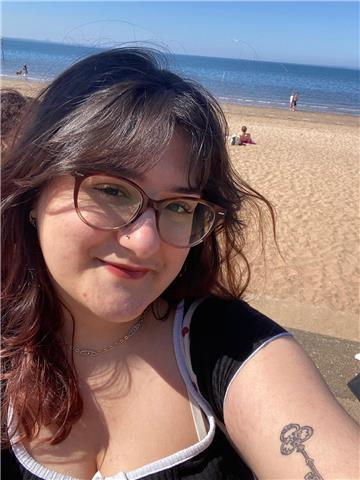 Inès