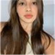 Profesora de Le gua y literatura imparte clases a niños/as de cualquier edad