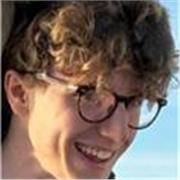 Studente di Psicologia con esperienza di permanenza durante due anni a Madrid e attualmente in Erasmus a Valladolid. Livello C2