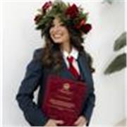 Tutor paziente e preparata offre lezioni di italiano, latino e materie umanistiche online.