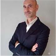 Corsi di Marketing e Strategia per Superiori, Università e Aziende con un esperto professionista