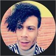 Le formateur Français Langues Étrangères à votre disposition pour votre plus grand plaisir.