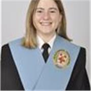 Profesora de matemáticas apta para todas las edades, desde Primaria hasta Bachillerato (de ciencias sociales).