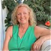 I am trained in voice coaching and communication and presentation skills. Ideal for anyone going to interviews who need confidence