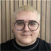 Profesor de inglés con C1 Pass with Distinction serio y dedicado, pero también amable. Disponible para este nivel o inferiores