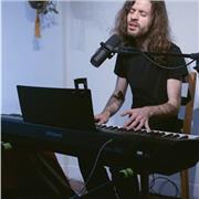 Profesor de música, piano y composición para todas las edades