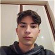 Studente liceo scientifico da ripetizioni di matematica