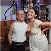 Profesora de ni celu inicial, abarca la enseñanza de manera interdisciplinaria de todas las materias curriculares