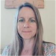 Professeur et psychopédagogue, je propose des cours de soutien scolaire et de l'aide aux devoirs pour les élèves de 6 à 15 ans