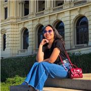 Ofereço aulas particulares de inglês para estudantes desde o nível iniciante até o intermediário. Foco na conversação