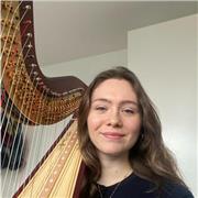 Diplômée du Conservatoire à Rayonnement Régional de Rueil-Malmaison, je propose des cours de solfège et de harpe