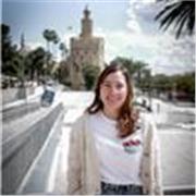 Profesora de inglés para estudiantes de primaria y secundaria