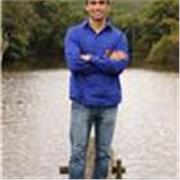 Aulas de matemática e física, com realização de exercícios juntos para efetivar o aprendizado