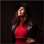 Animatrice enfants éducatrice de jeune enfants Professeur je suis à l'écoute des besoins des enfants en lien avec école et parents