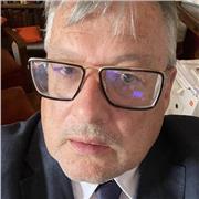 Profesor de inglés, traductor con español nivel nativo y nativo en inglés. Todos los niveles