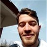 Studente universitario impartisce lezioni di matematica e fisica per scuola elementare-media-superiore